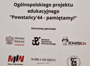 Udział klas 7b i 7c w ogólnopolskim projekcie edukacyjnym "Powstańcy 44 - pamiętamy".