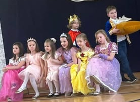 Przedstawienie "Kopciuszek" podczas Drzwi Otwartych