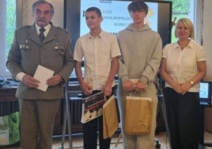 zdjęcia laureatów konkursu